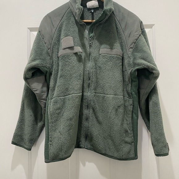 Men’s Green Fleece Jacket, Tactical Camo Outdoors Small - Picture 4 of 11